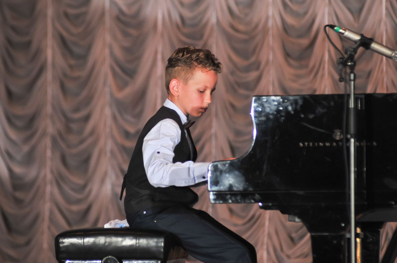 Конкурс на сцені обласної Хмельницької філармонії