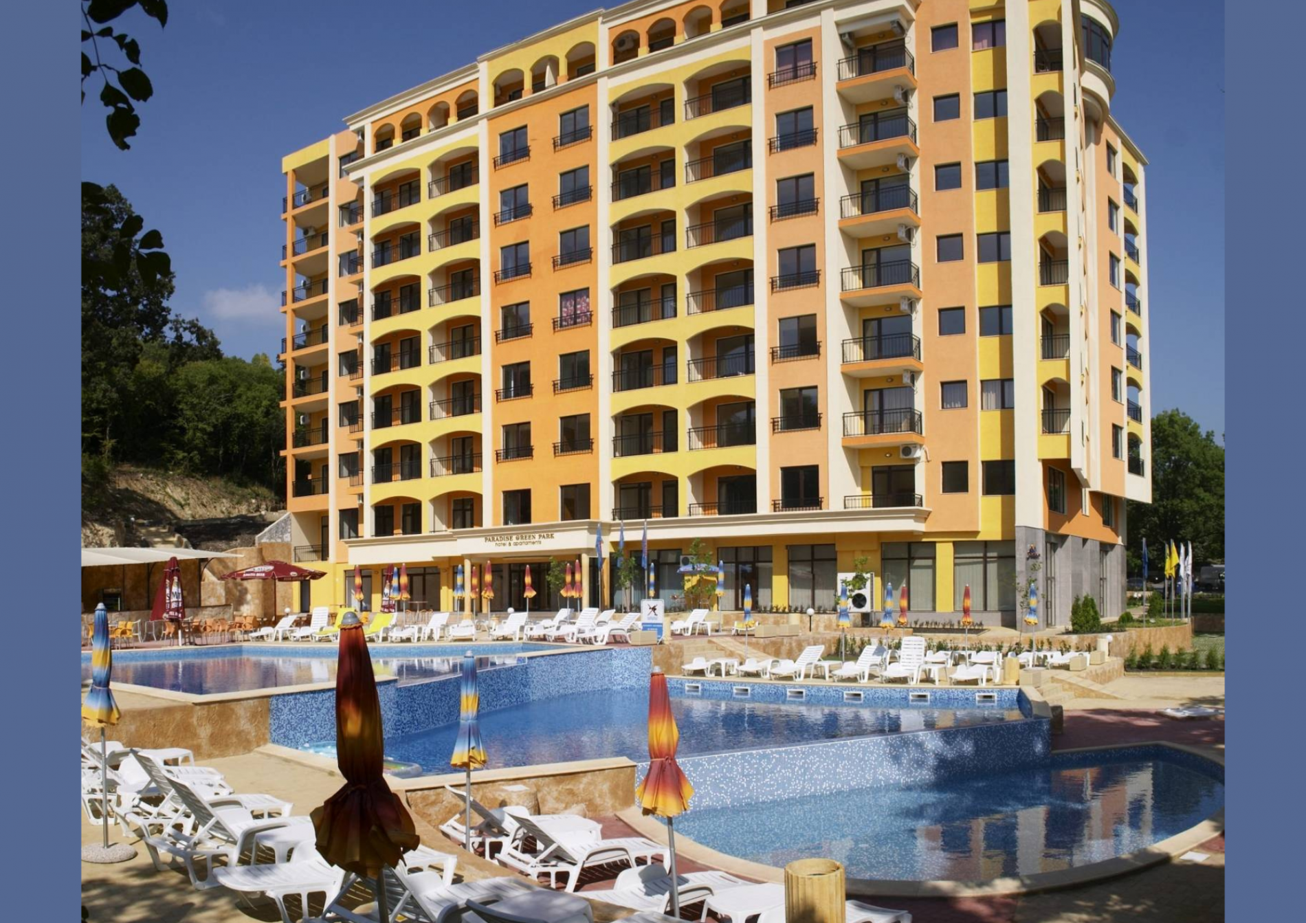 Проживання на території Міжнародного Молодіжного табору "Indigо"