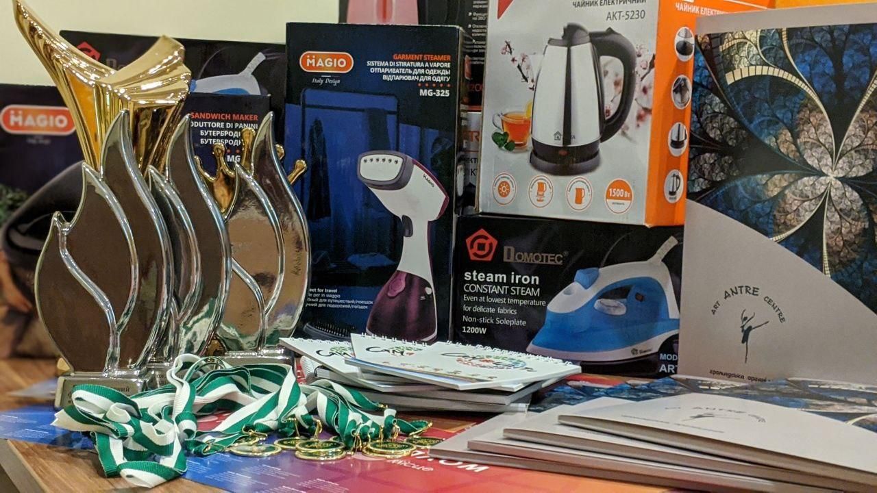 Спеціальні призи, подяки, сертифікати