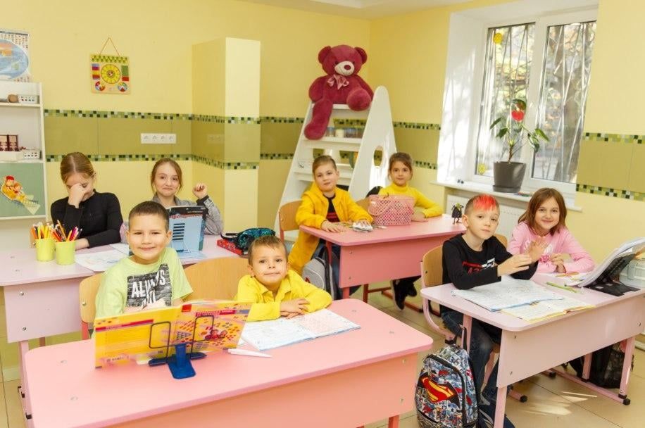 Подарунки від Дитячого освітнього центру «Logos School»