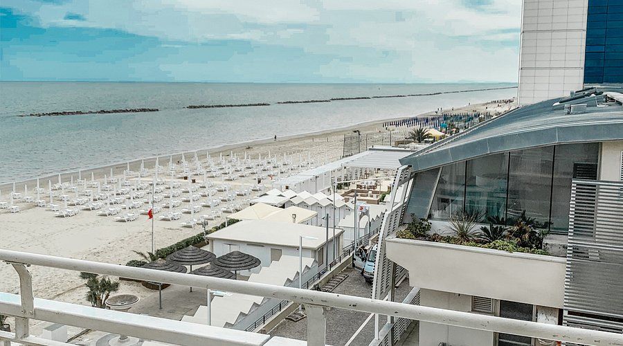 Проживання в готелі на узбережжі Адріатичного моря