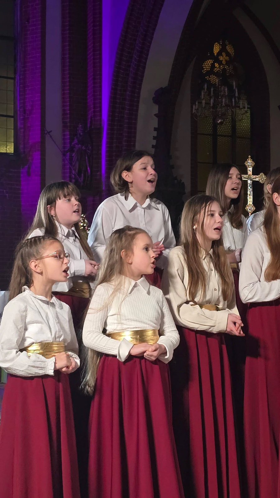 15FQKeIcIrhHZbBIsjSJ6fKculvL4T4mb8Aqd6rz