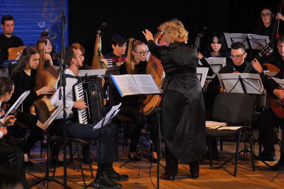 VI  Всеукраїнський фестиваль – конкурс  вокального, хорового співу та  інструментальної музики  “ Галицькі  Самоцвіти”