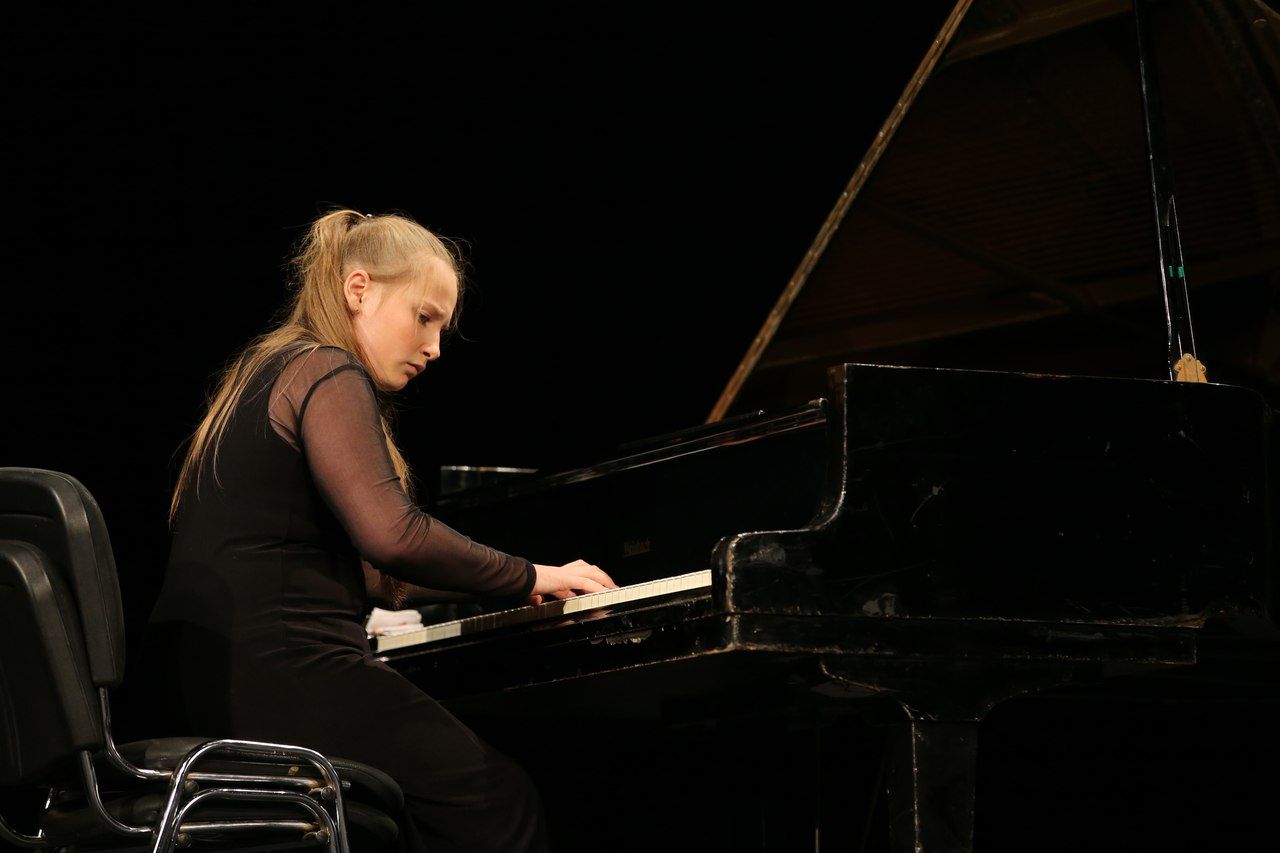 VI Відкритий конкурс піаністів «Віртуозні  Самоцвіти»