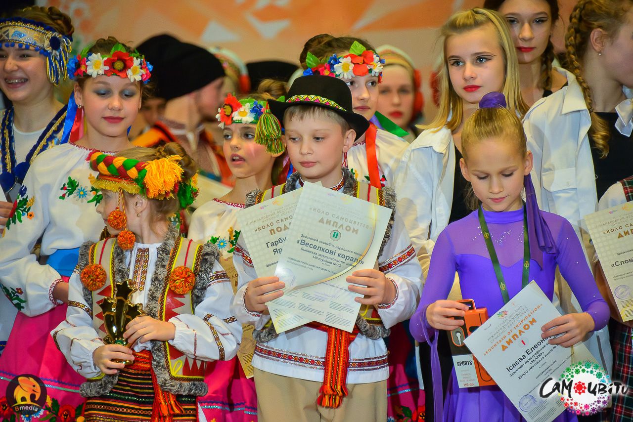 ІХ Всеукраїнський фестиваль-конкурс інструментальної музики, вокального та хорового співу  «Галицькі Самоцвіти»